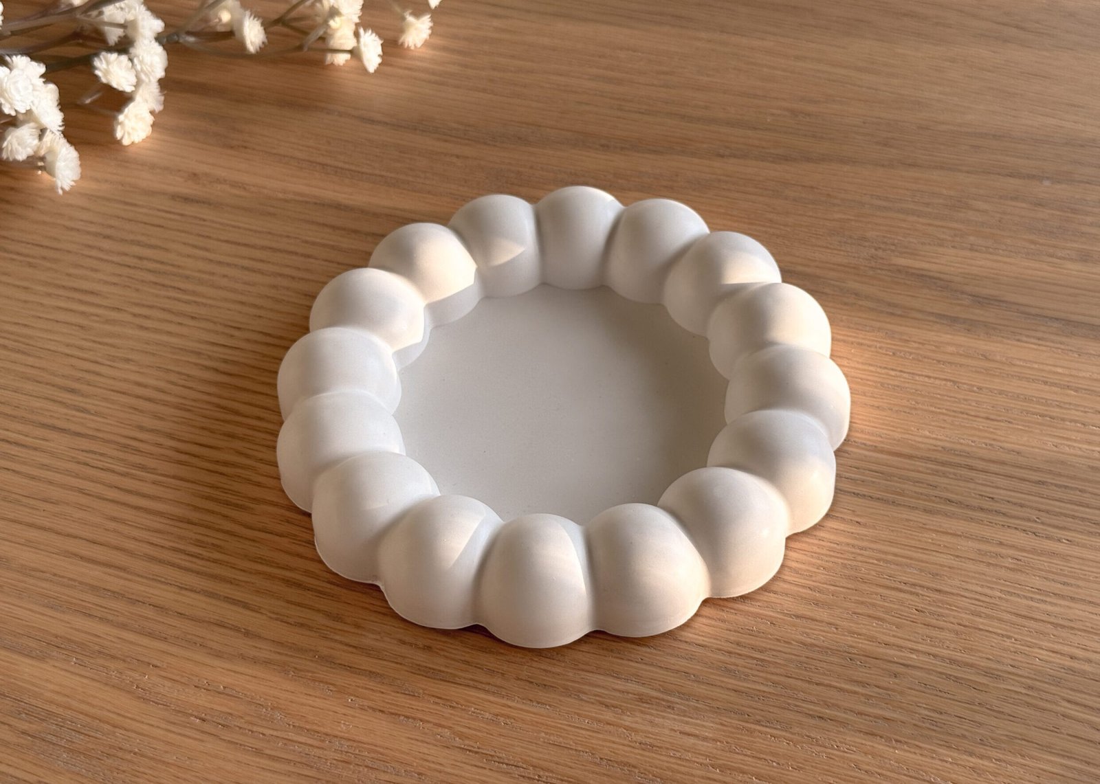 Floral ring-shaped decorative tray or coaster – Petale Coaster